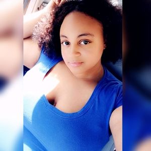 Meet your Posher, Avey